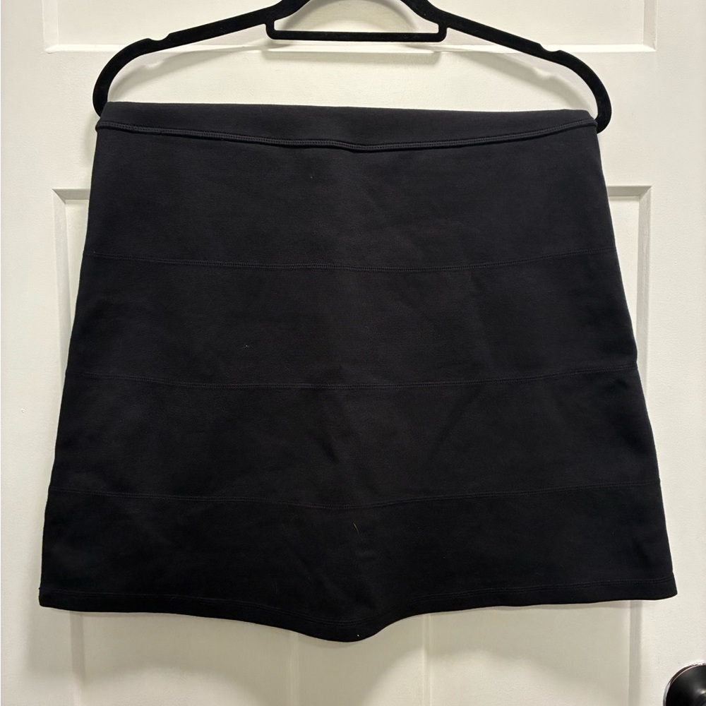 Athleta Classic Black Apparel